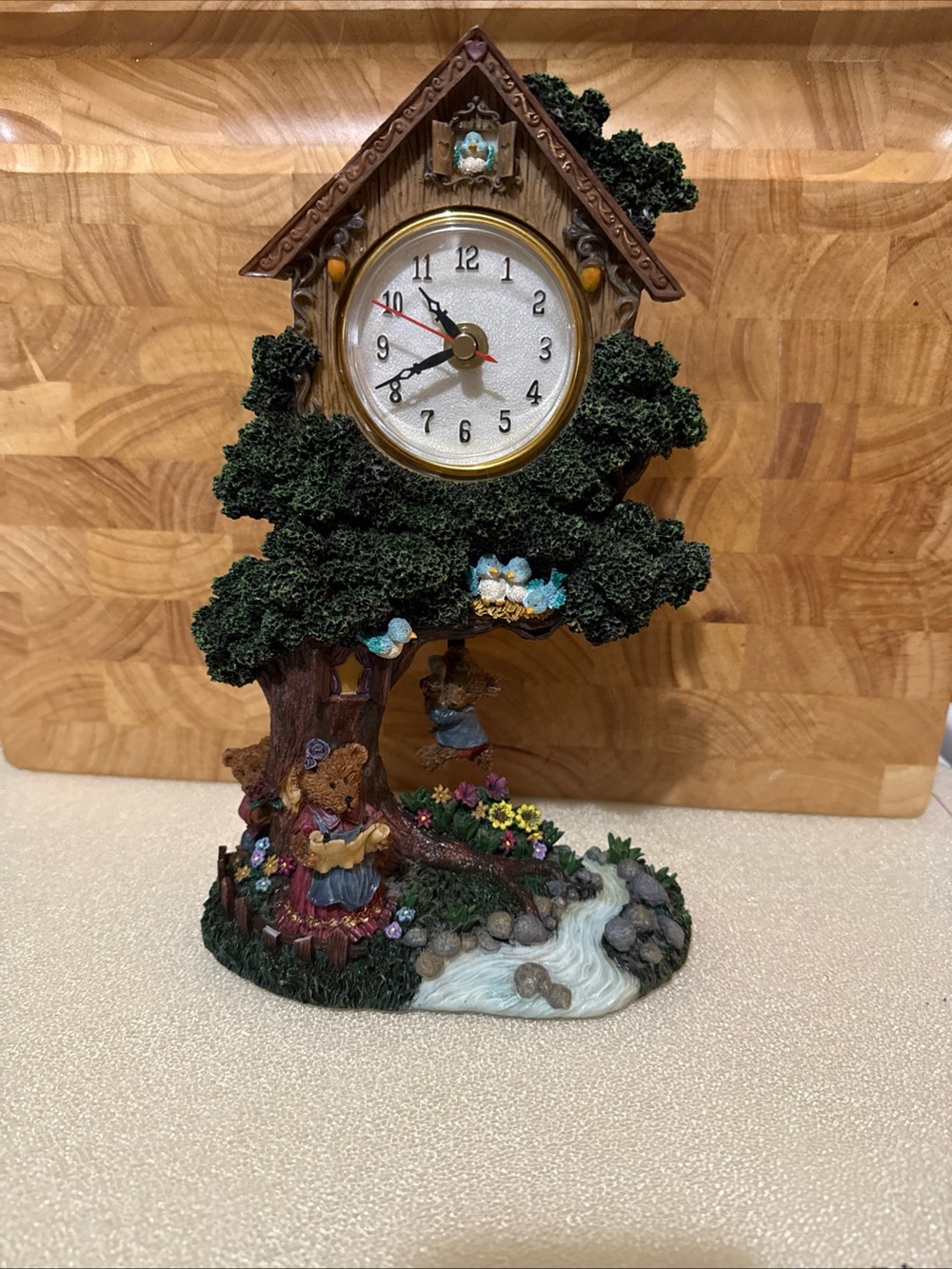 Bear Treehouse Decorative Wall Clock – Green, For parts only NOT WORKING